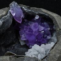 Amethyst On Chalcedony With Baryte