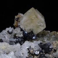 Fluorite Sphalerite Ankerite & Quartz