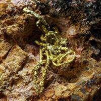 Gold With Erythrite