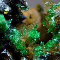 Annabergite & Calcite
