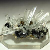 Quartz & Chalcopyrite