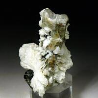 Fluorapatite & Albite