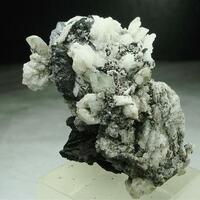 Hydroxylherderite Cassiterite Tantalite-(Mn) With Elbaite & Beryl