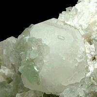 Hydroxylherderite With Pollucite