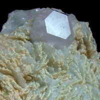 Beryl Var Morganite With Cleavelandite