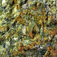 Ferriallanite-(Ce) Törnebohmite-(Ce) & Brochantite