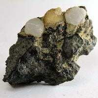 Thomsonite With Calcite