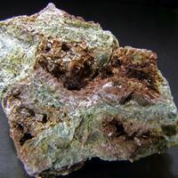 Ferro-tschermakite