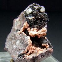 Gorceixite & Quartz On Hematite