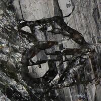 Magnesio-lucchesiite