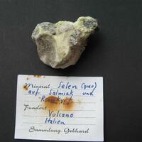 Native Selenium On Native Sulphur