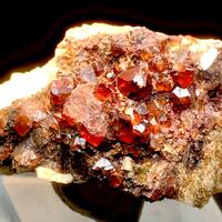 Garnet Var Spessartine