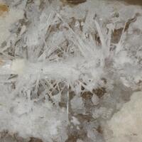 Macdonaldite