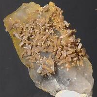 Stolzite & Quartz