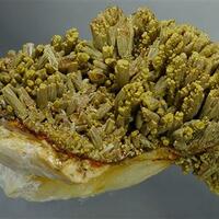 Pyromorphite On Baryte