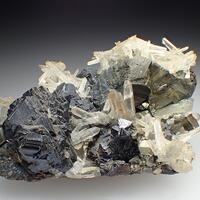 Chalcopyrite Sphalerite & Quartz