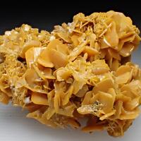 Wulfenite