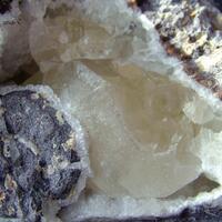 Thomsonite With Calcite