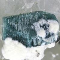 Pyroaurite