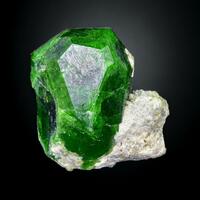 Garnet Var Demantoid