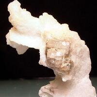 Apatite & Cleavelandite