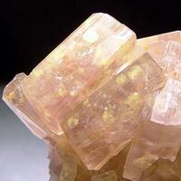 Baryte With Orpiment