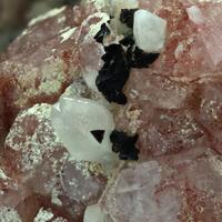 Analcime Chalcopyrite & Calcite