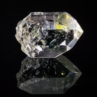 Quartz With Hydrocarbon Inclusions