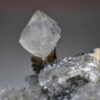 Quartz Arsenopyrite & Calcite