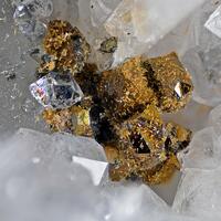 Rhabdophane-(Ce) & Chalcopyrite