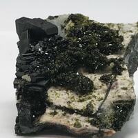 Babingtonite