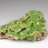 Pyromorphite On Baryte