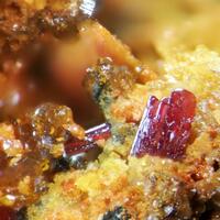 Phoenicochroite Iranite