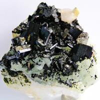 Babingtonite With Prehnite & Epidote & Quartz & Calcite