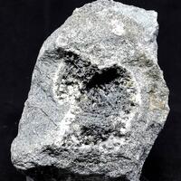 Ferro-actinolite Titanite & Albite