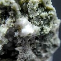 Actinolite Quartz & Grossular