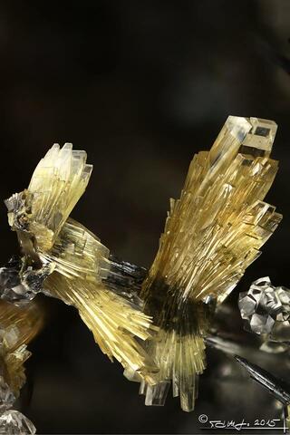 Mineral Images Only: Valentinite