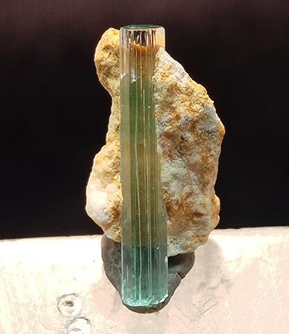Label Images - only: Emerald