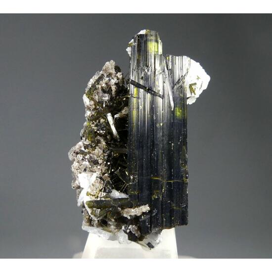 Tourmaline Var Verdelite With Lepidolite & Cleavelandite