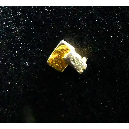 Native Gold On Isoferroplatinum