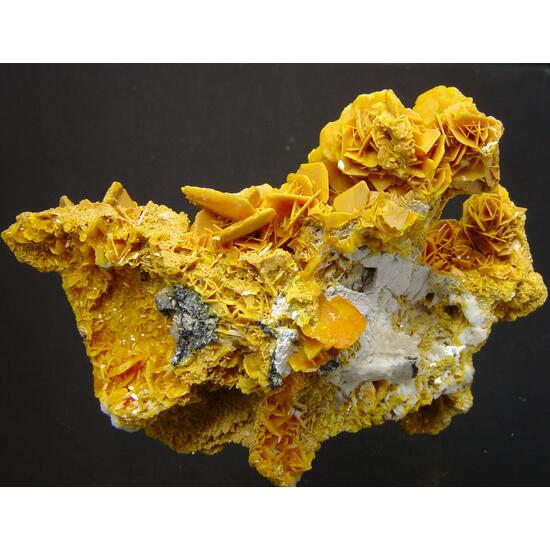 Wulfenite