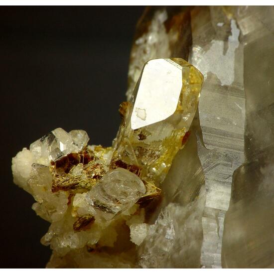 Topaz On Quartz