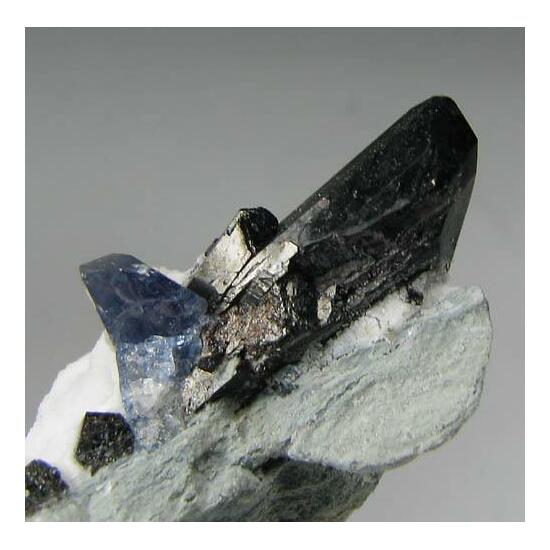 Neptunite & Benitoite