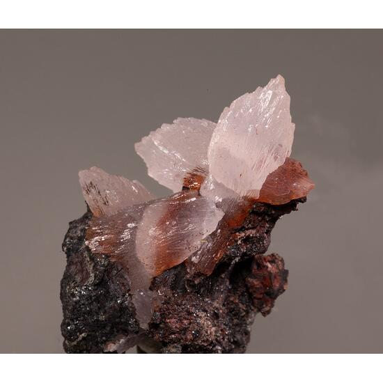 Manganoan Calcite