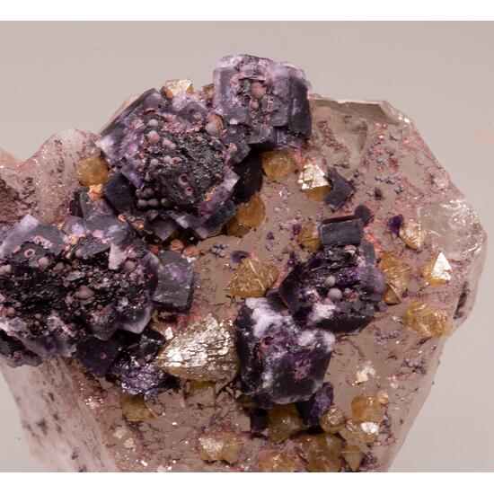 Fluorite Scheelite & Quartz