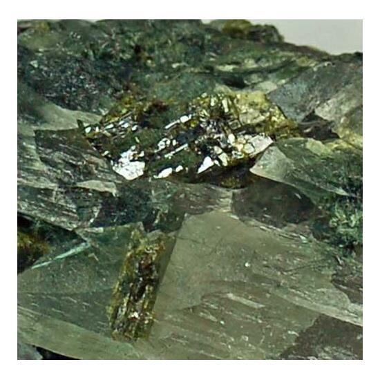 Quartz With Epidote