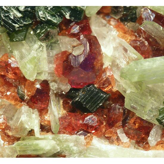 Diopside & Hessonite