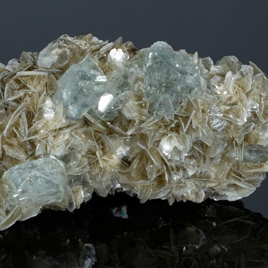 Aquamarine & Muscovite