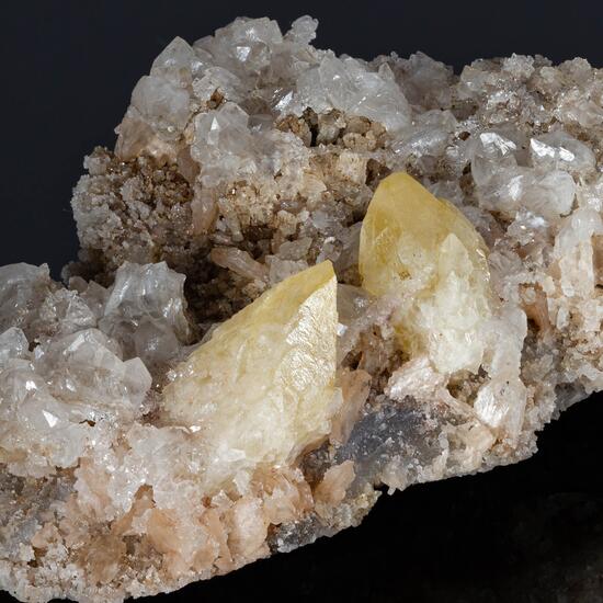 Powellite On Stilbite