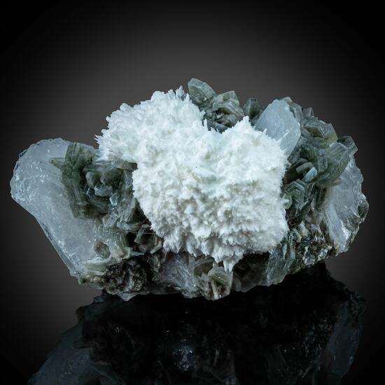 Mesolite Heulandite & Apophyllite